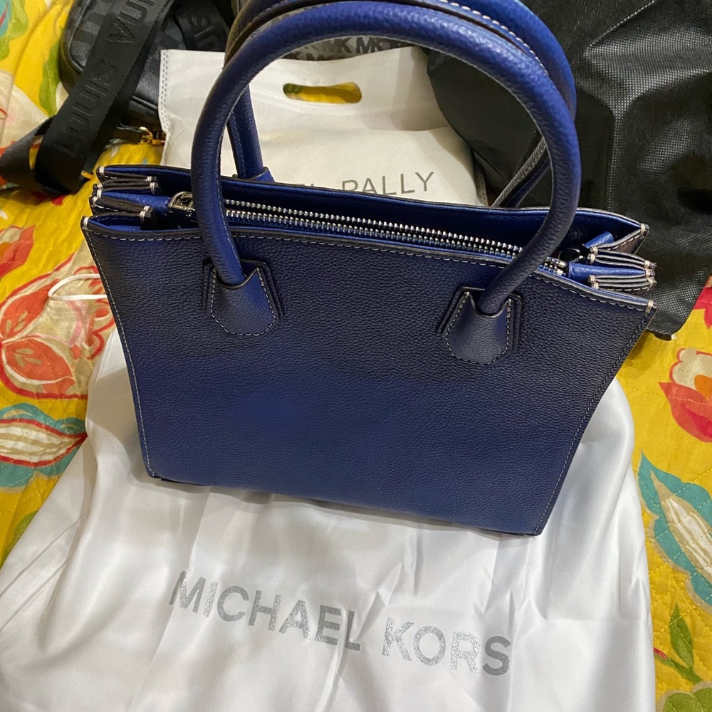 Michael Kors New with tags Leather and Straw Tote - Picture 3 of 8